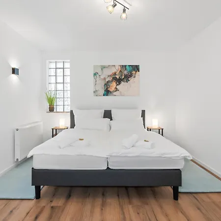 Nexstay Lux Mit Dachterrasse Und Parkplatz Apartment *