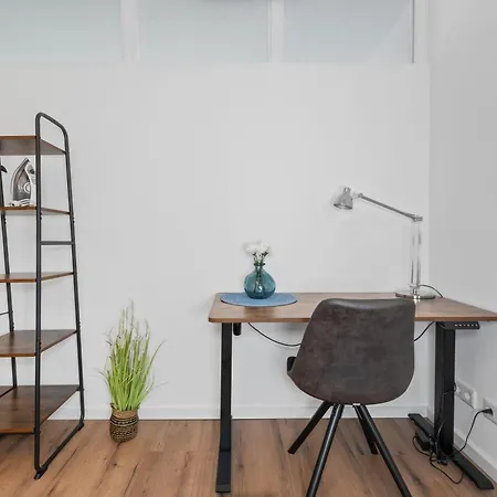 Apartment Nexstay Lux Mit Dachterrasse Und Parkplatz *
