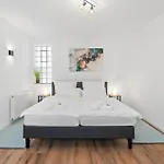 Nexstay Lux Mit Dachterrasse Und Parkplatz Apartamento *